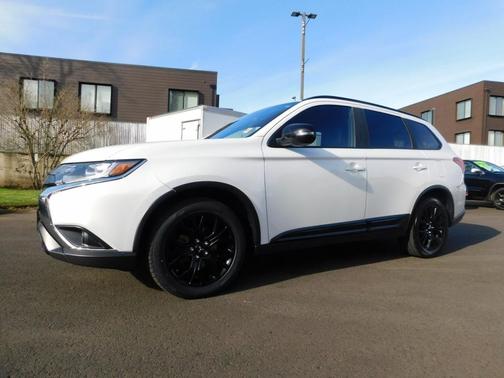2019 Mitsubishi Outlander LE