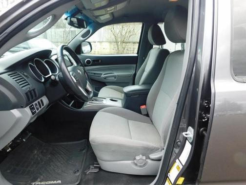 2013 Toyota Tacoma SR5