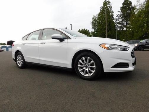 2015 Ford Fusion S