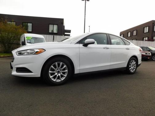 2015 Ford Fusion S
