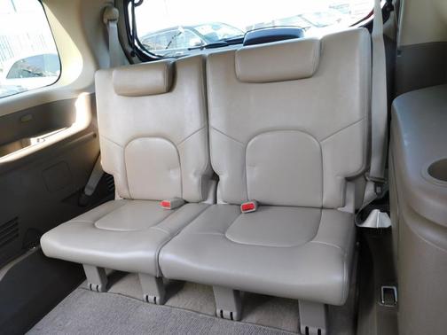 2006 Nissan Pathfinder LE