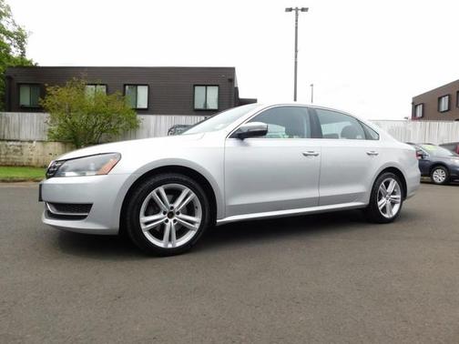 2014 Volkswagen Passat 2.0L TDI DSG SE w/Sunroof