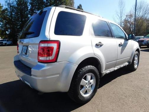 2009 Ford Escape XLT