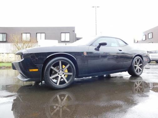 2011 Dodge Challenger Base