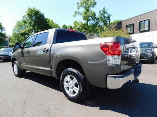 2013 Toyota Tundra Grade