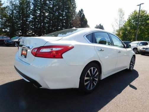 2017 Nissan Altima 2.5 SL