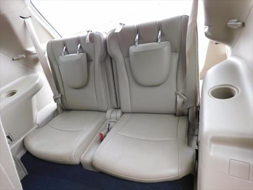 2013 Toyota Highlander SE
