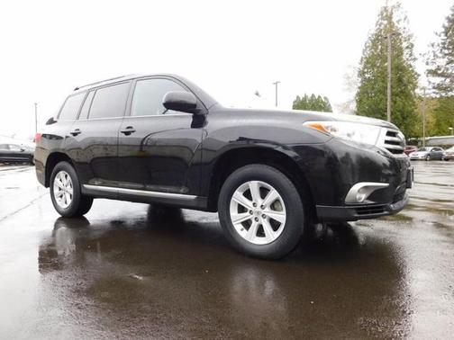 2013 Toyota Highlander SE