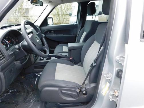 2010 Jeep Liberty Sport