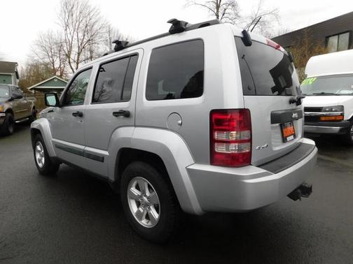 2010 Jeep Liberty Sport