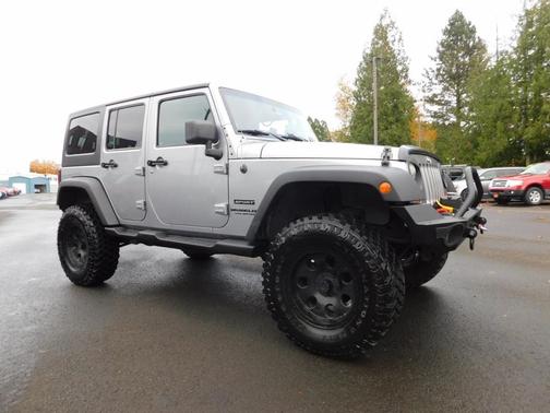 2013 Jeep Wrangler Unlimited Sport