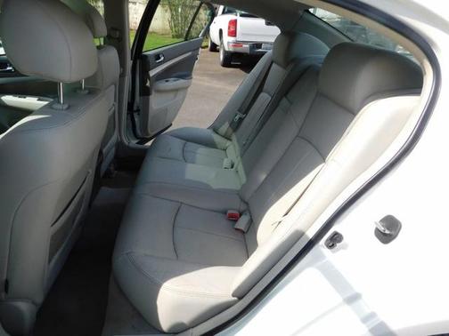 2012 INFINITI G37x Base