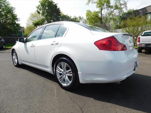 2012 INFINITI G37x Base