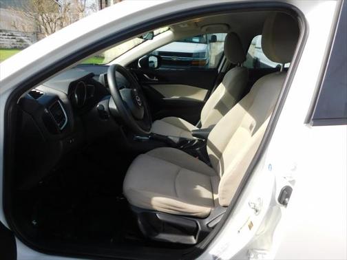 2014 Mazda Mazda3 i Sport