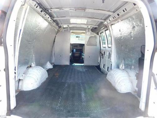 2003 GMC Savana 1500 Base