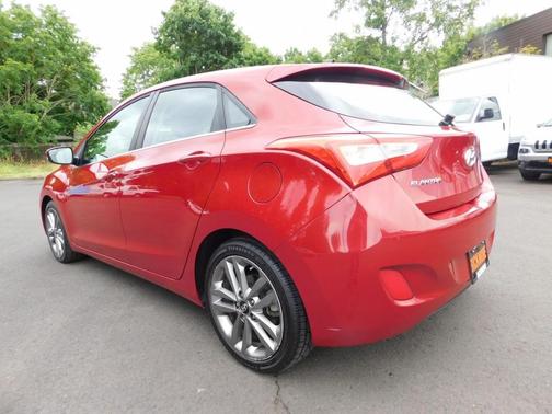 Scarlet Red Pearl 2016 Hyundai Elantra GT Base