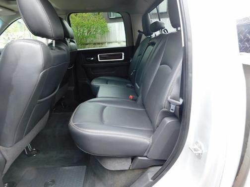 2011 Dodge Ram 1500 Laramie