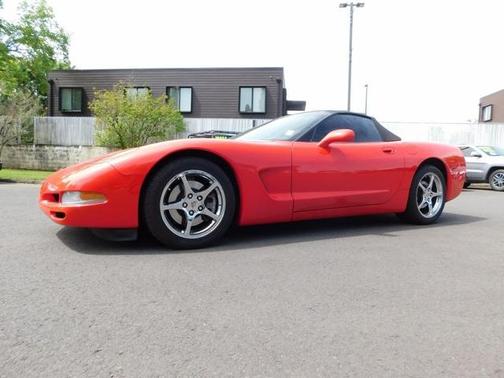 2002 Chevrolet Corvette Base