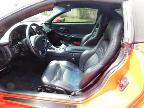 2002 Chevrolet Corvette Base