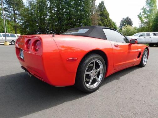 2002 Chevrolet Corvette Base