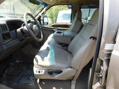 2002 Ford F-350 Lariat