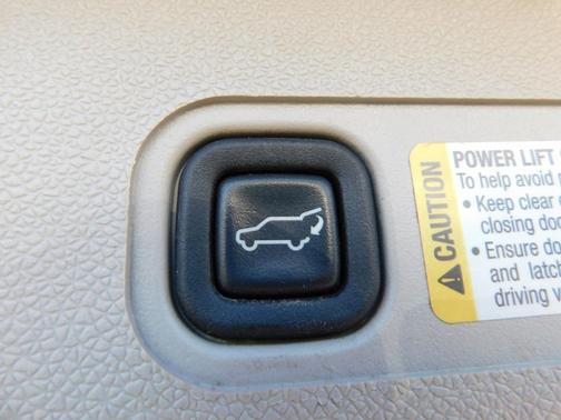 2008 GMC Yukon XL 1500 SLT
