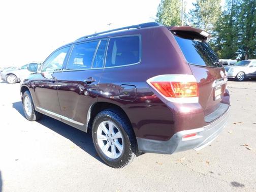 2012 Toyota Highlander SE
