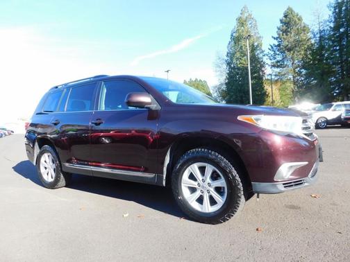 2012 Toyota Highlander SE