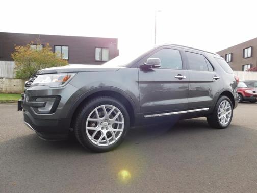2017 Ford Explorer sport