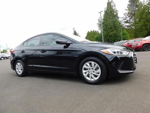 Phantom Black 2017 Hyundai ELANTRA SE
