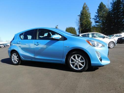 2015 Toyota Prius c Four