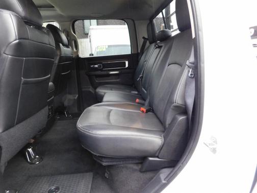 2015 RAM 1500 Laramie