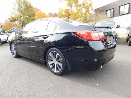 2017 Subaru Legacy Limited