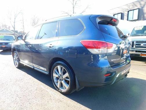 2014 Nissan Pathfinder Platinum