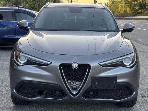 Stromboli Gray Metallic 2018 Alfa Romeo Stelvio Base