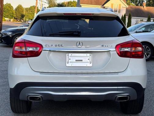 Cirrus White 2015 Mercedes-Benz GLA-Class 4MATIC