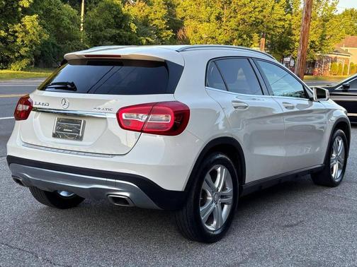 Cirrus White 2015 Mercedes-Benz GLA-Class 4MATIC