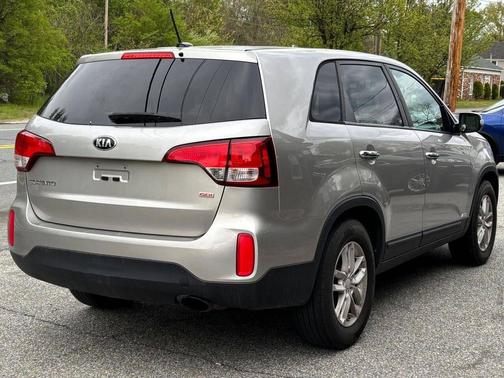 Satin Metal 2015 Kia Sorento LX