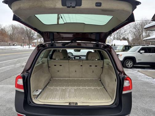 2016 Volvo XC70 T5 Platinum