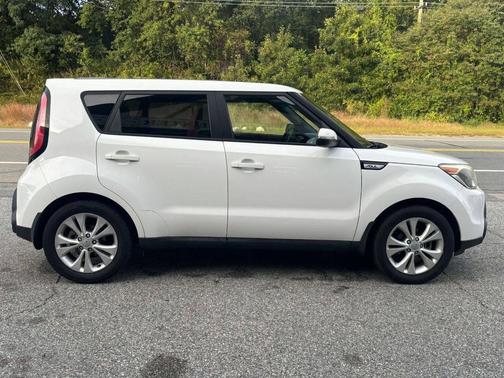 2014 Kia Soul +