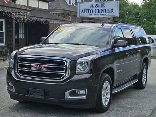 Gray 2015 GMC Yukon SLT