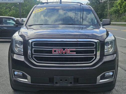 Gray 2015 GMC Yukon SLT