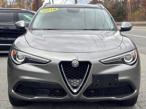 2018 Alfa Romeo Stelvio Base