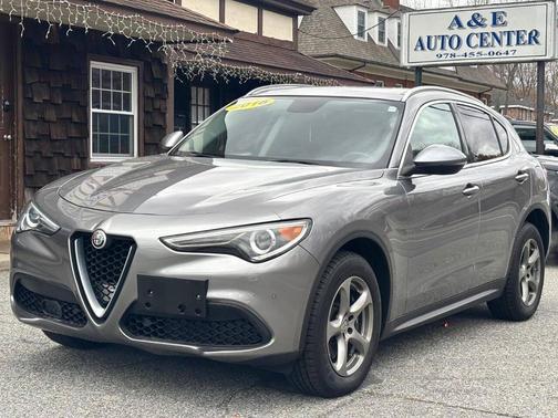 2018 Alfa Romeo Stelvio Base