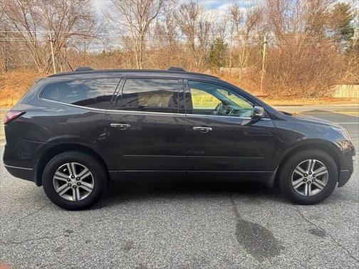 2017 Chevrolet Traverse 2LT