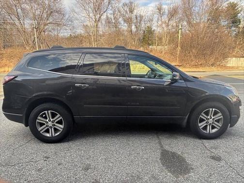 2017 Chevrolet Traverse 2LT