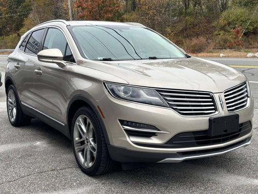 2015 Lincoln MKC Base