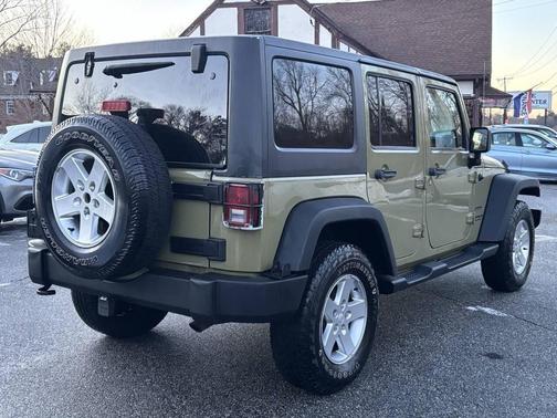2013 Jeep Wrangler Unlimited Sport