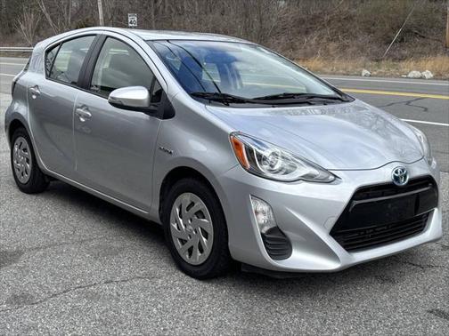 2016 Toyota Prius c Two