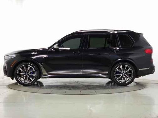 2021 BMW X7 M50i